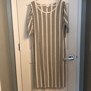 BNWT LulaRoe Julia